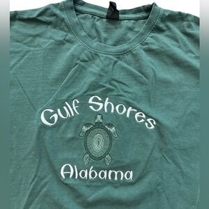 Alabama Gulf Shores Green Turtle Embroidered Logo Men’s Unisex Shirt Size‎ Large